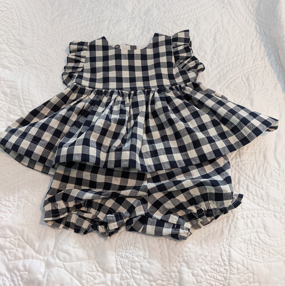 Dear Loa Nora Top and Bloomer Ruffled Shorts
